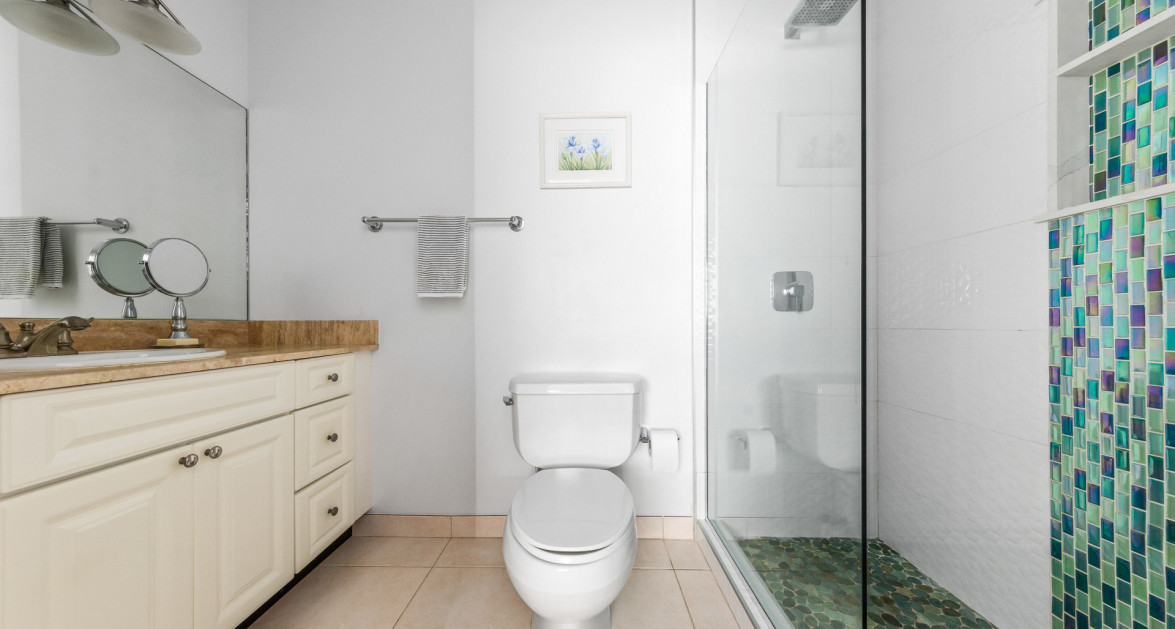 10 Sawgrass | Lovely 2-Bed/ 2.5-Bath Townhome in Low-Density, Family-Friendly Setting - Image 9