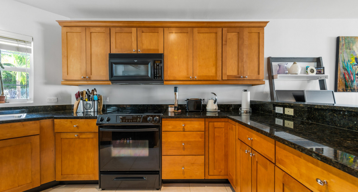 10 Sawgrass | Lovely 2-Bed/ 2.5-Bath Townhome in Low-Density, Family-Friendly Setting - Image 5