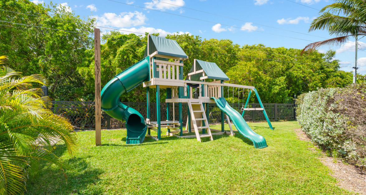 107 SAN SEBASTIAN- EXCEPTIONAL, LARGE 2-BED CONDO IN SOUGHT-AFTER SOUTH SOUND LOCATION - Image 21