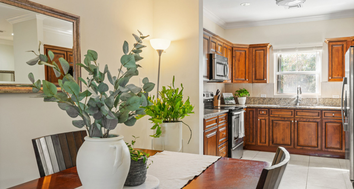 11 SNUG HARBOUR VILLAS | LOVELY 2-BED/ 2-BATH UNIT IN WELL-LOCATED COMMUNITY - Image 9