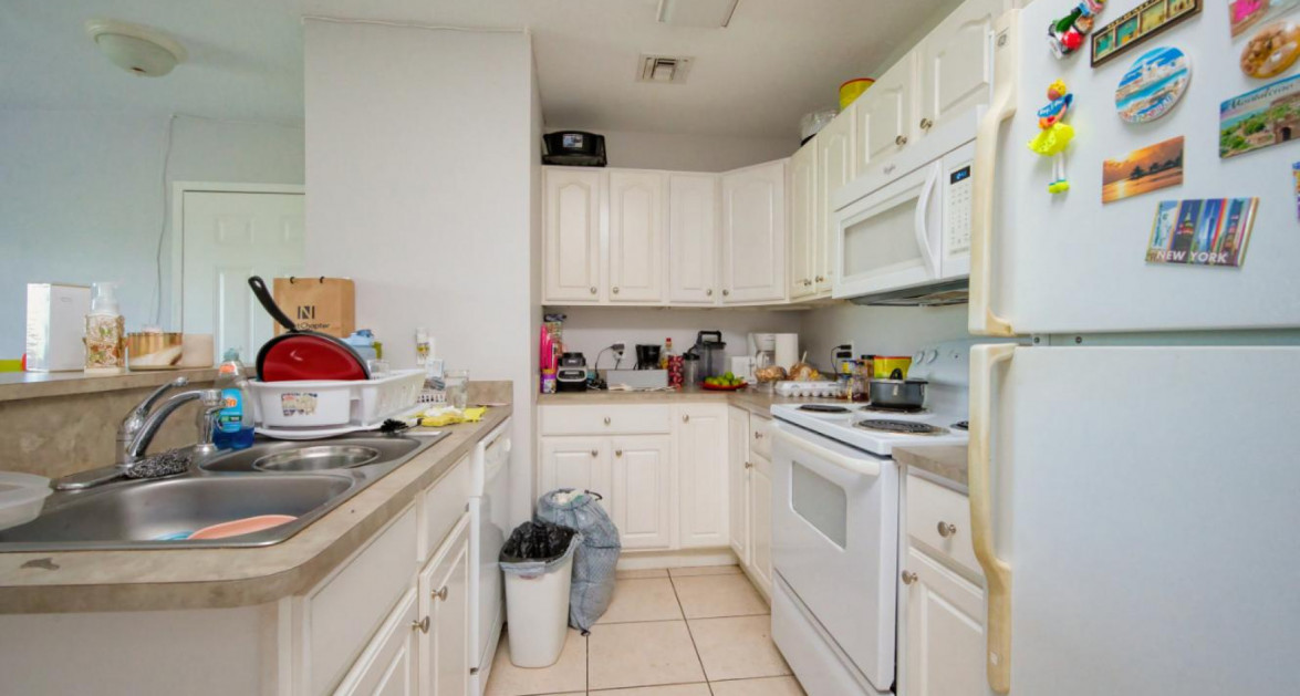 #120C LAKESIDE 2 BED CONDO - Image 2