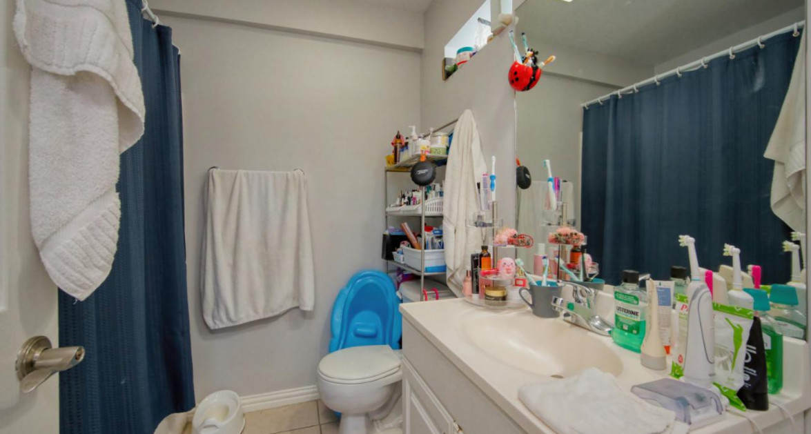 #120C LAKESIDE 2 BED CONDO - Image 7