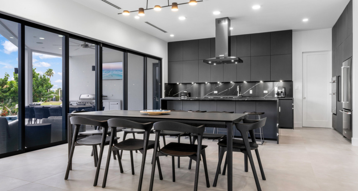 18 Baccarat Quay, Crystal Harbour - Image 3