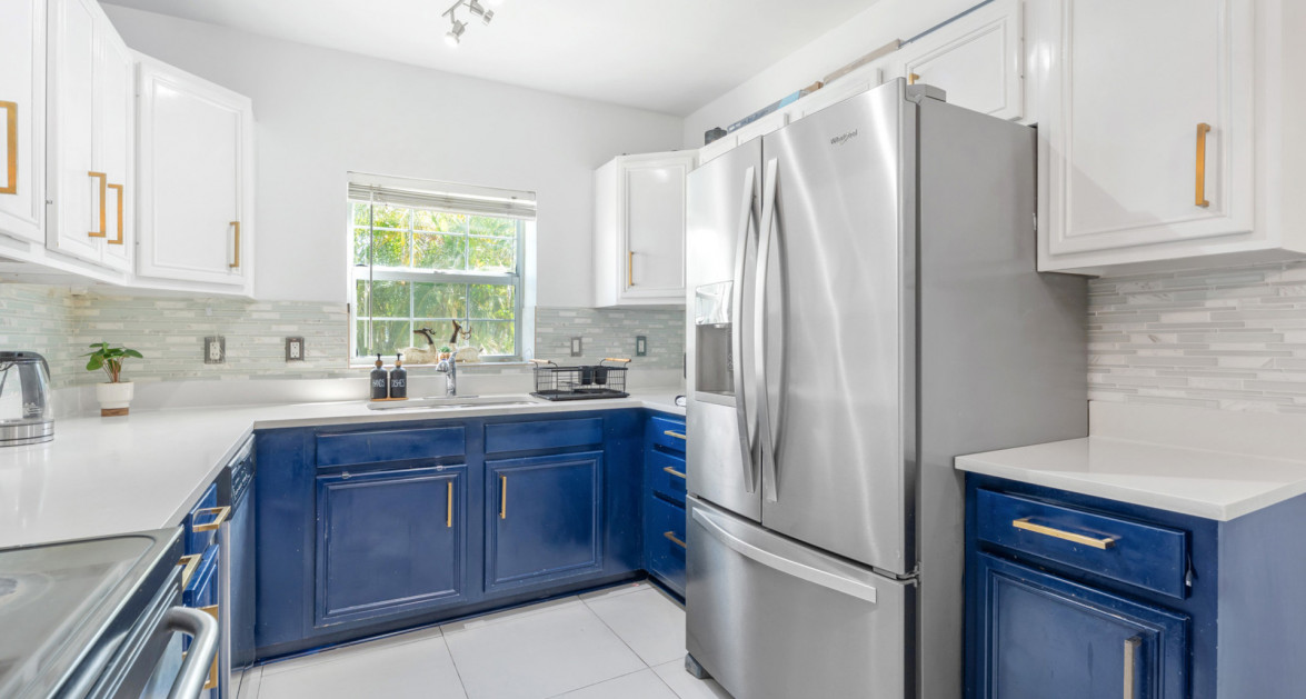 18 SUNRISE TOWNHOMES, PHASE 3, SOUTH SOUND AREA | OVERSIZED, RENOVATED 2-BED UNIT - Image 6