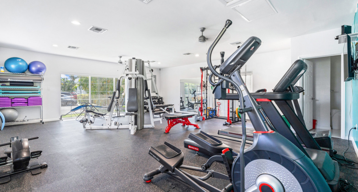 18 SUNRISE TOWNHOMES, PHASE 3, SOUTH SOUND AREA | OVERSIZED, RENOVATED 2-BED UNIT - Image 23