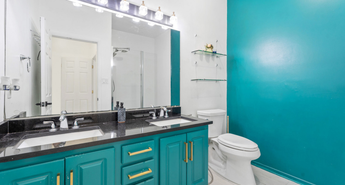 18 SUNRISE TOWNHOMES, PHASE 3, SOUTH SOUND AREA | OVERSIZED, RENOVATED 2-BED UNIT - Image 15