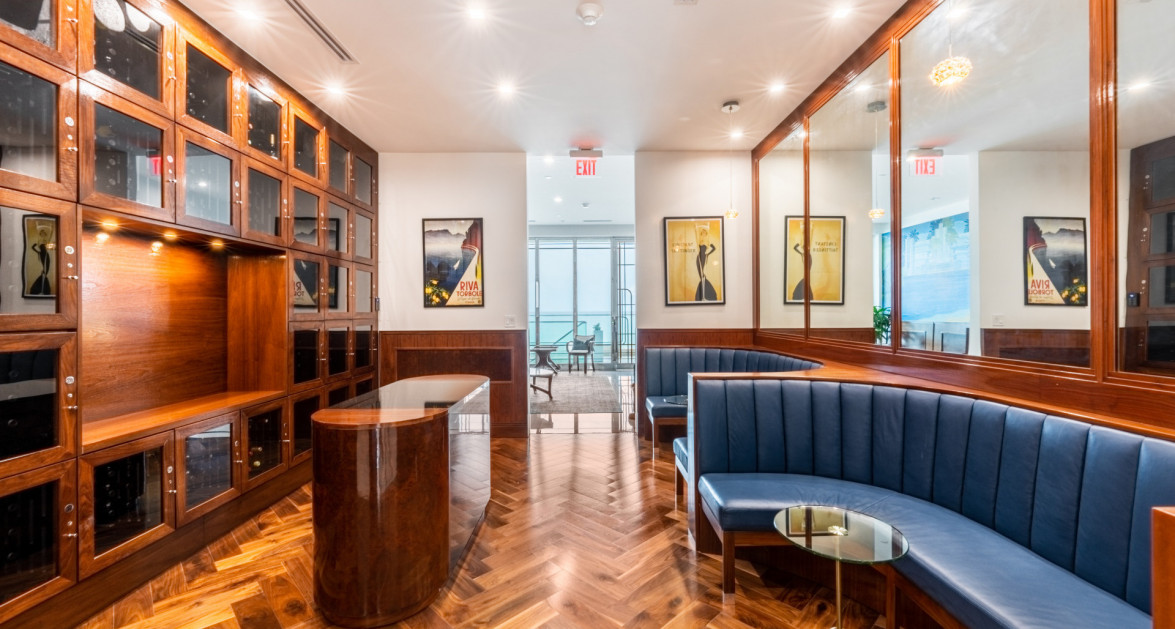 1FIN- Single Level Corner Condo with Excellent Layout - Image 40