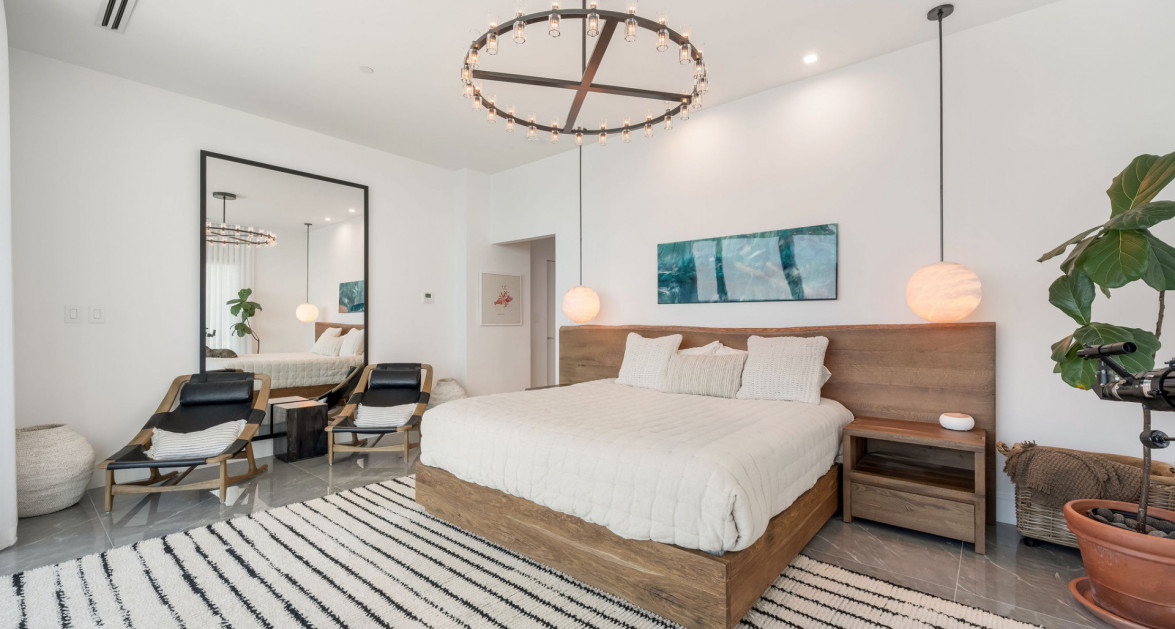 1FIN- Single Level Corner Condo with Excellent Layout - Image 12