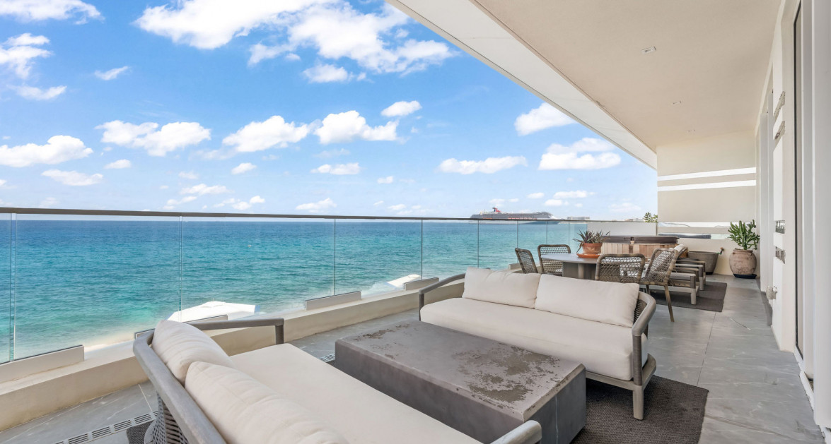 1FIN- Single Level Corner Condo with Excellent Layout - Image 30