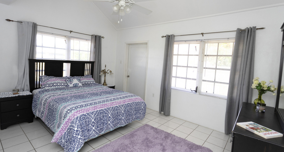 2 Bed Townhome - Image 4