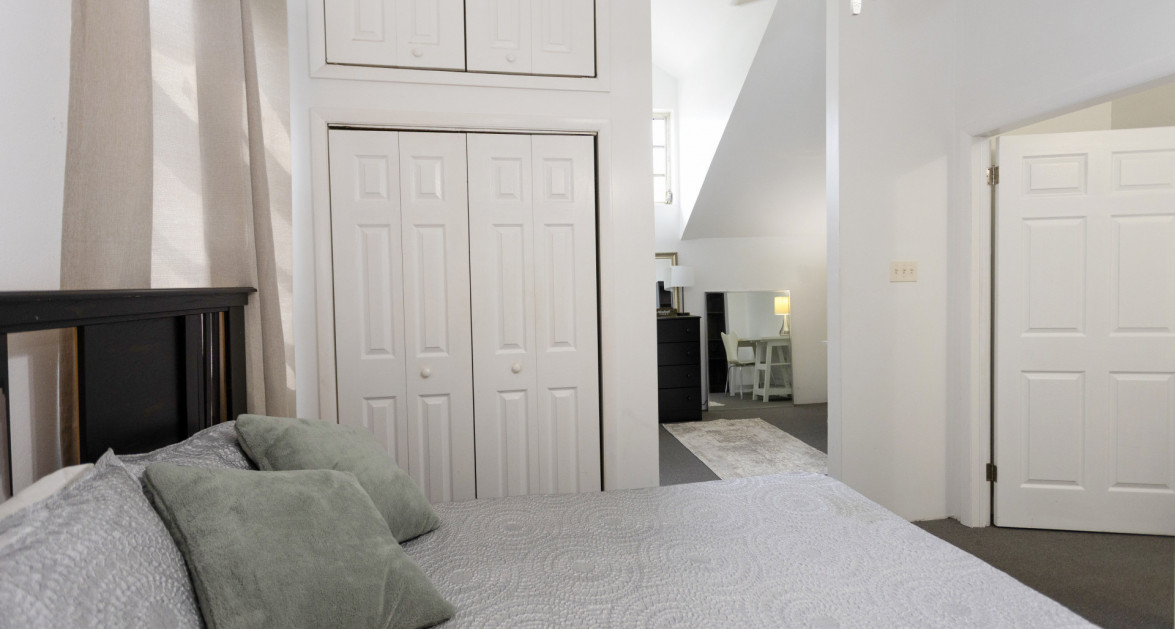 2 Bed Townhome - Image 7