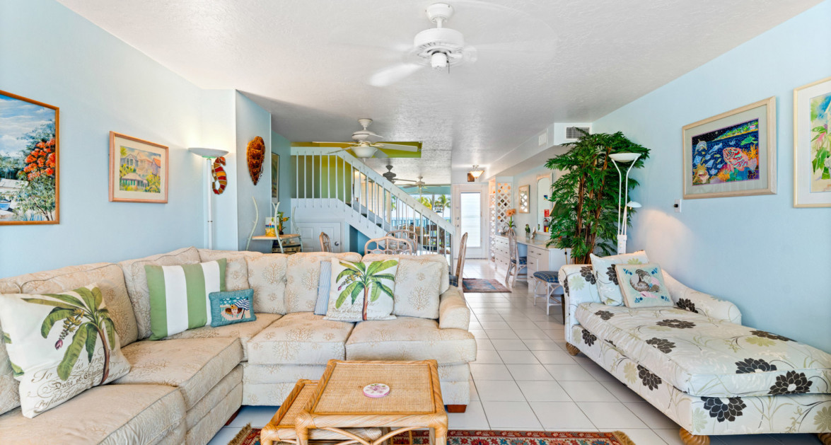 26 SILVER SANDS | SEVEN MILE BEACH: THE STRENGTH OF SCARCITY ON AN UNRIVALED SHORELINE. - Image 16