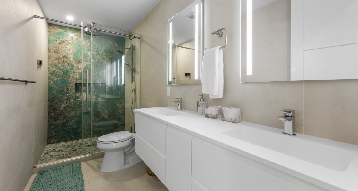 26 SUNSET POINT | RARE 3?BED UNIT WITH ITS OWN 0.33?ACRE PRIVATE SEAFRONT LOT - Image 11