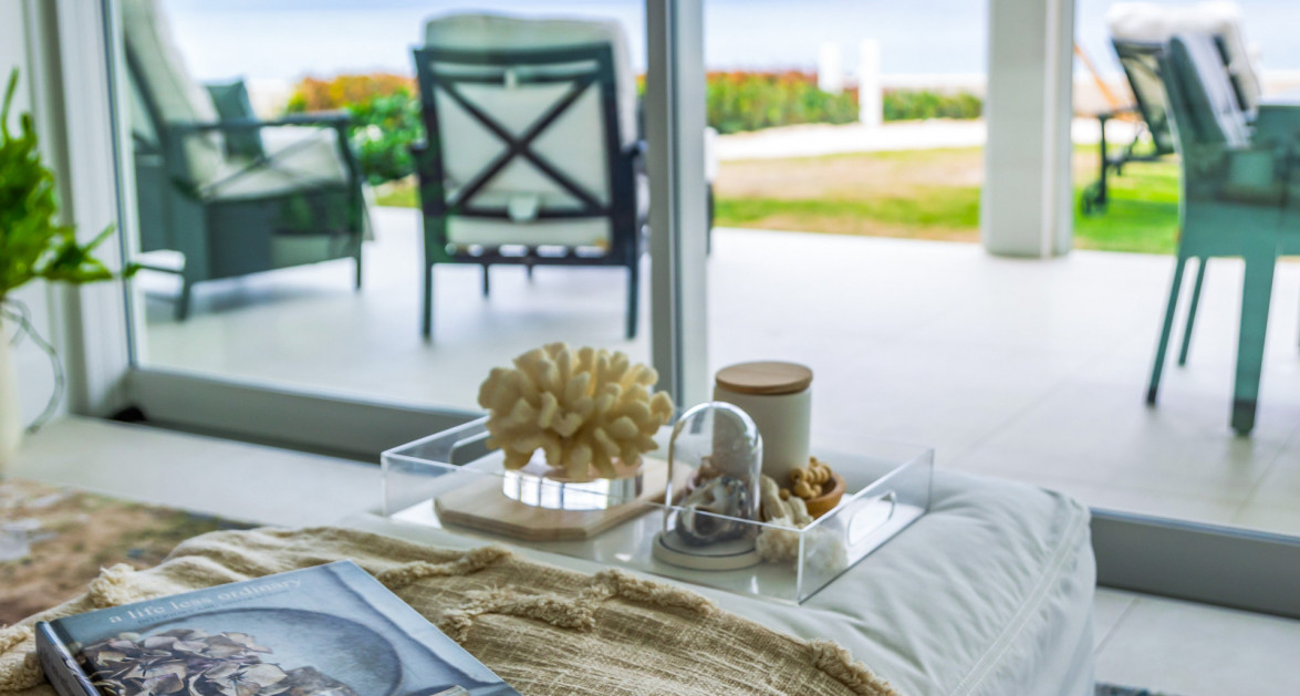 26 SUNSET POINT | RARE 3?BED UNIT WITH ITS OWN 0.33?ACRE PRIVATE SEAFRONT LOT - Image 7