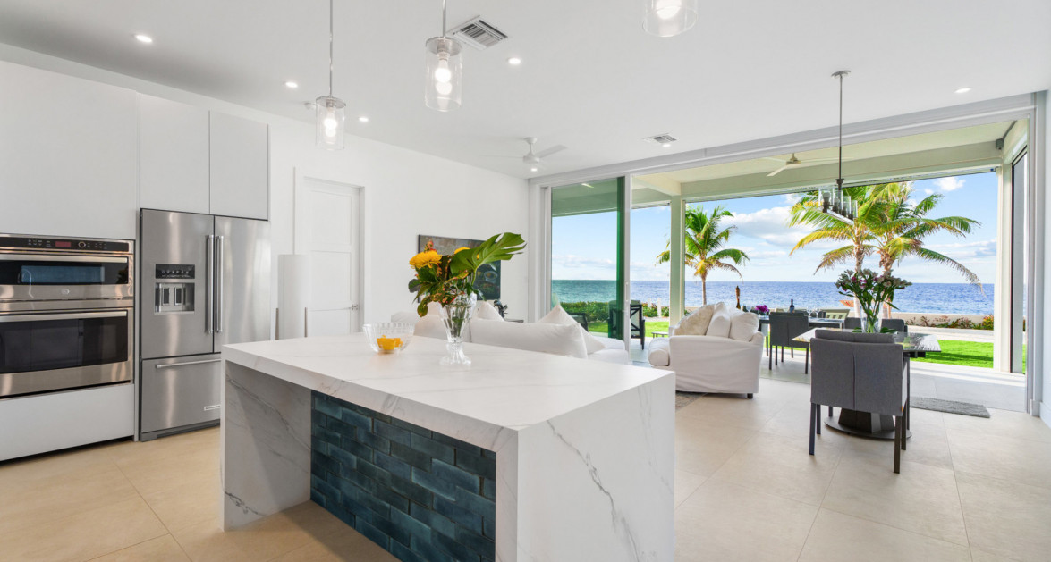26 SUNSET POINT | RARE 3?BED UNIT WITH ITS OWN 0.33?ACRE PRIVATE SEAFRONT LOT - Image 1