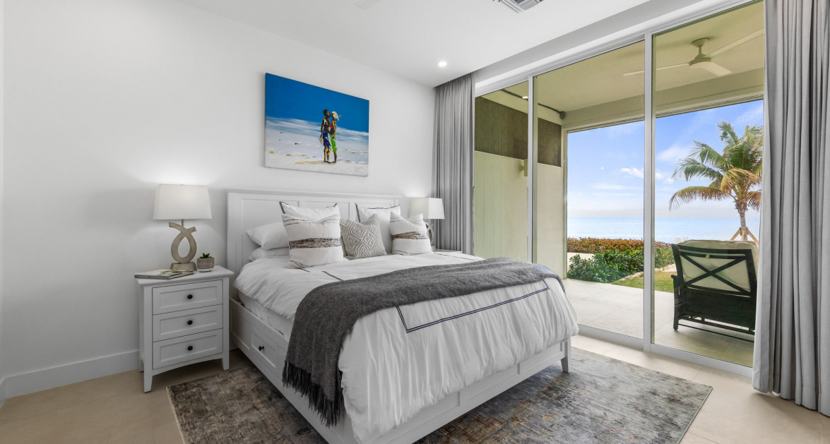26 SUNSET POINT | RARE 3?BED UNIT WITH ITS OWN 0.33?ACRE PRIVATE SEAFRONT LOT - Image 9
