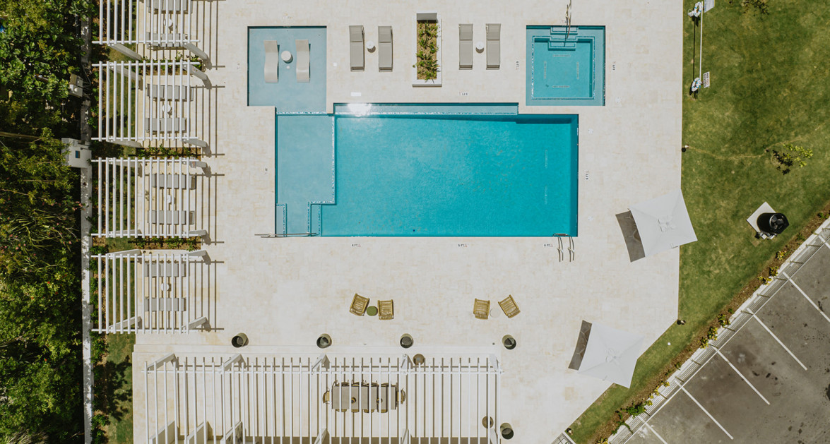 30 SUNSET POINT: EXTENDED 1-BED1.5 BATH SEAFRONT END UNIT - Image 14