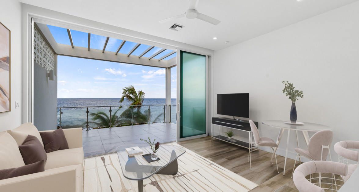 30 SUNSET POINT: EXTENDED 1-BED1.5 BATH SEAFRONT END UNIT