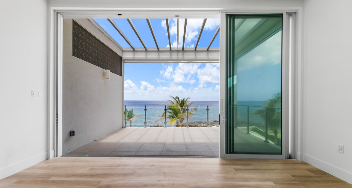 30 SUNSET POINT: EXTENDED 1-BED1.5 BATH SEAFRONT END UNIT - Image 5