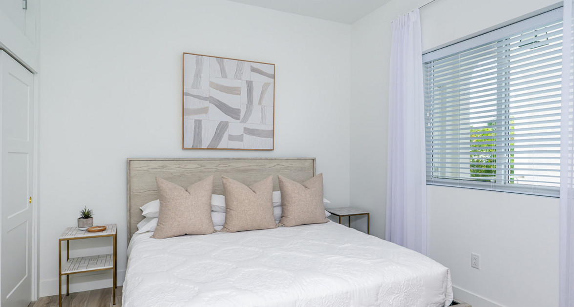 31 Sunset Point- Seafront, 2nd Floor, Unbelievable Views! 1-Bed/ 1.5-Bath - Image 3