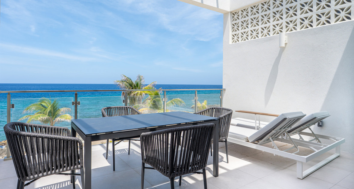 31 Sunset Point- Seafront, 2nd Floor, Unbelievable Views! 1-Bed/ 1.5-Bath - Image 5