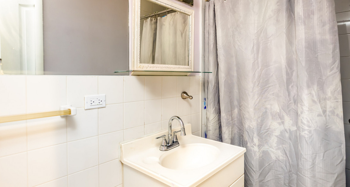 Prospect 4 bedroom home with 2 cottages - Image 17
