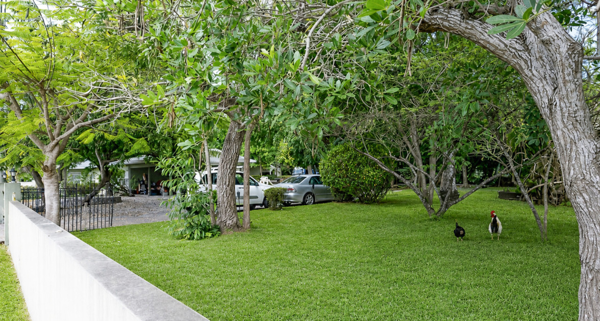 4 bedroom home with 2 cottages - Image 4