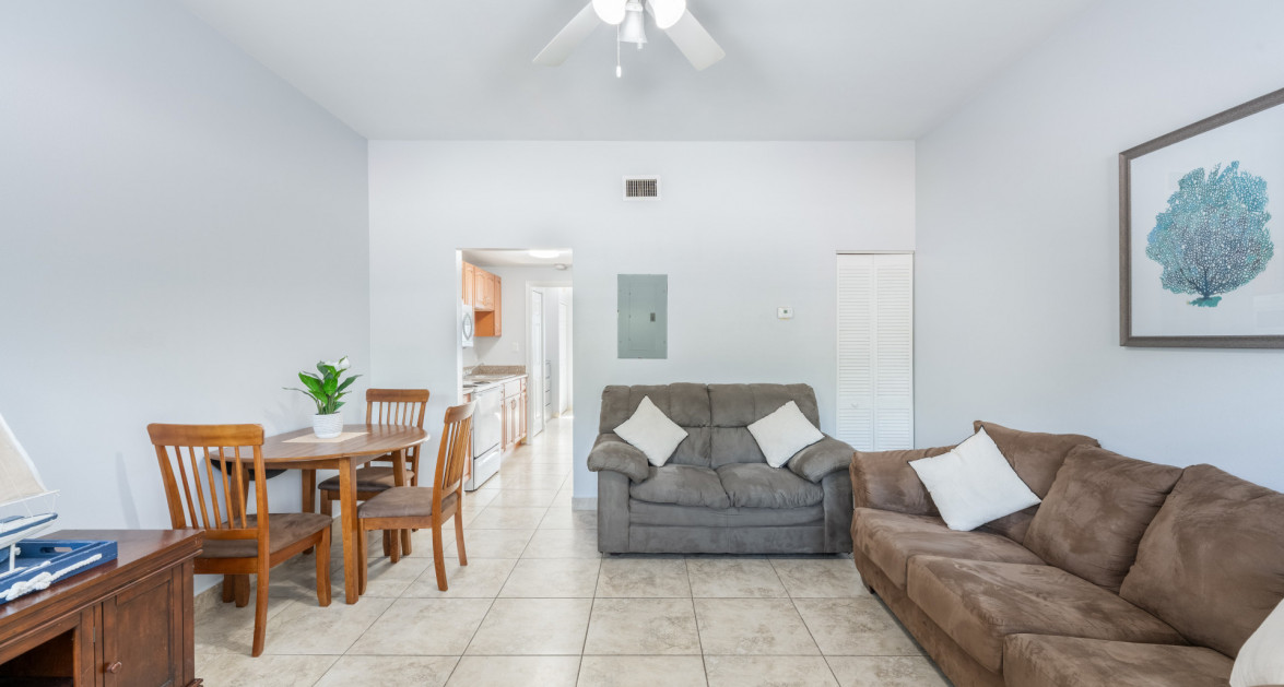 #41 Executive Suites | George Town - Investor Opportunity, 1 Bed Middle unit - Image 1