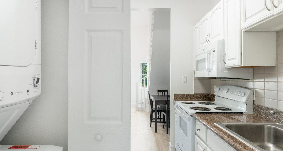 #46 Executive Suites | George Town - Investor Opportunity, 2 Bed Corner unit - Image 11