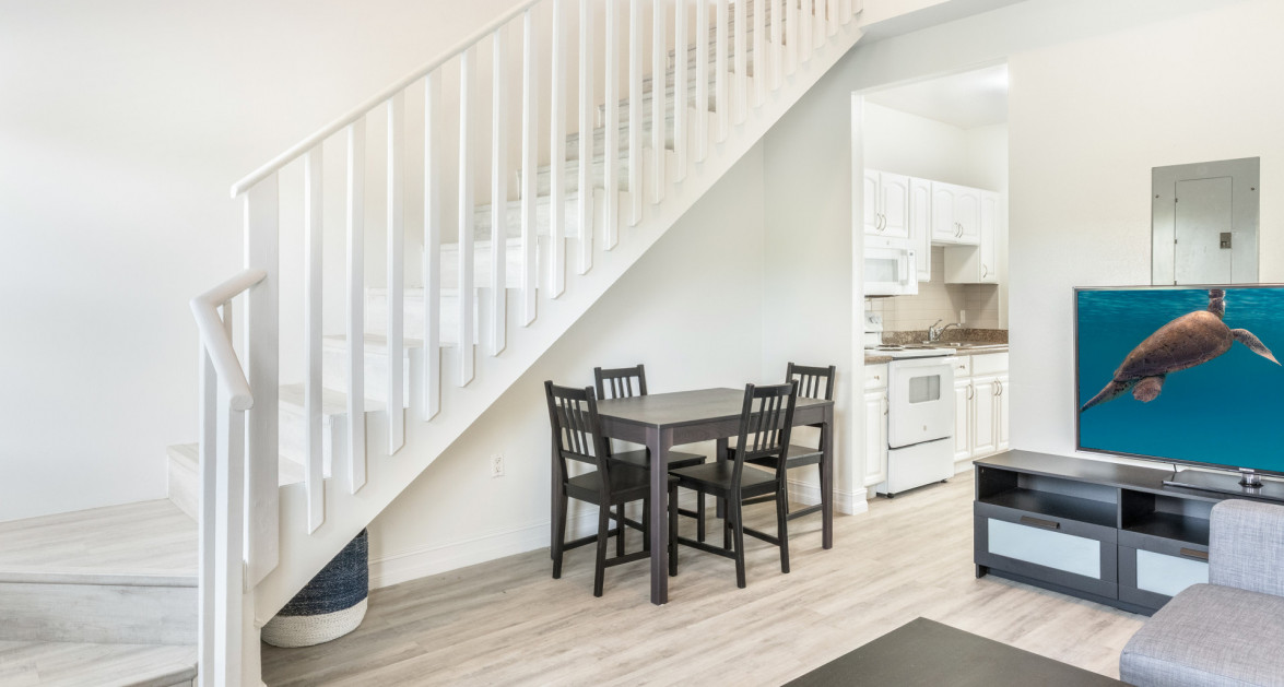 #46 Executive Suites | George Town - Investor Opportunity, 2 Bed Corner unit - Image 4