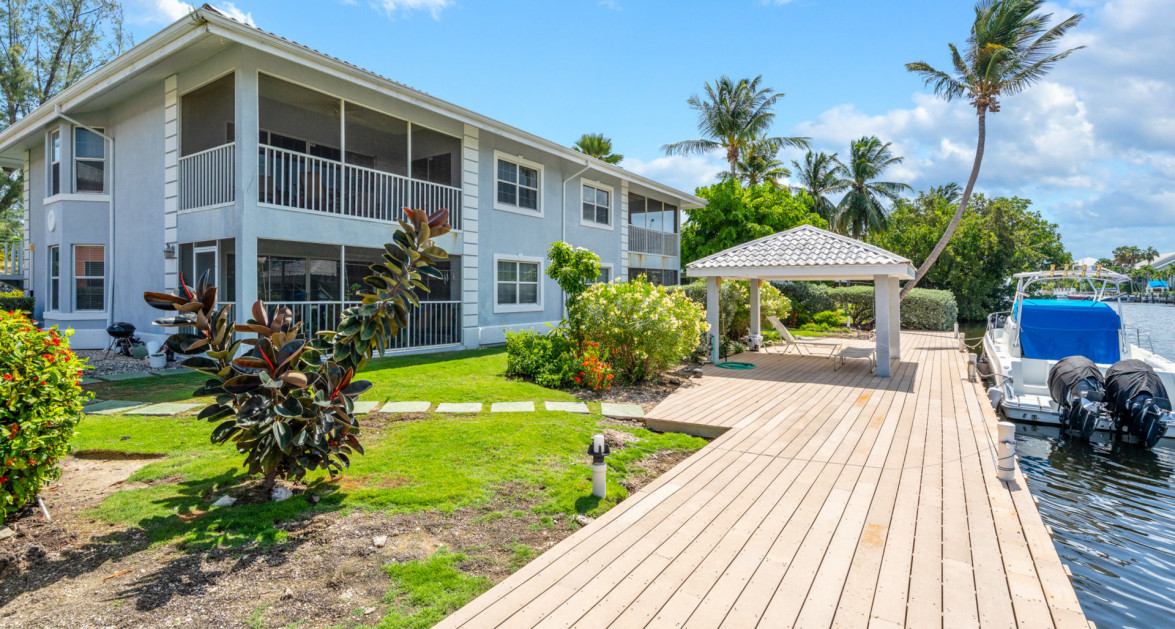 5 Canal Front Multifamily Properties | Snug Harbour – Investment Portfolio Opportunity - Image 10