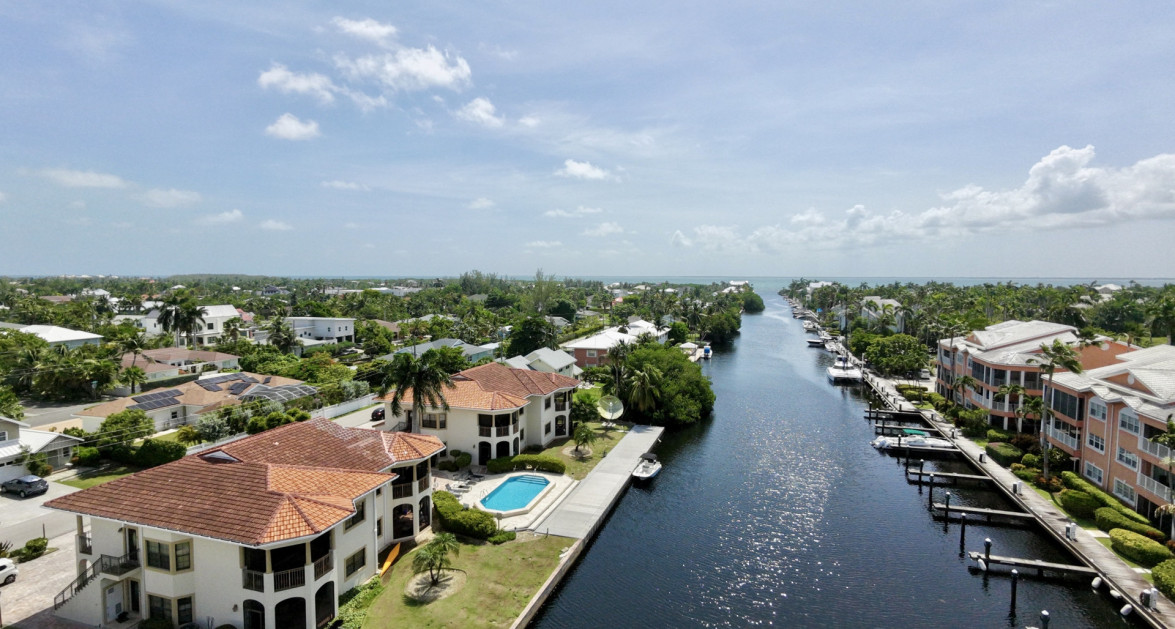 5 Canal Front Multifamily Properties | Snug Harbour – Investment Portfolio Opportunity