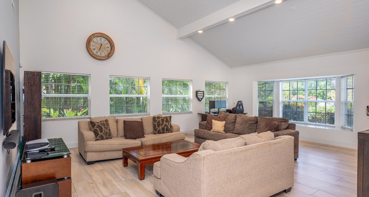 56 Nelson Quay | Canal-Front Elegance in Governor’s Harbour - Image 8