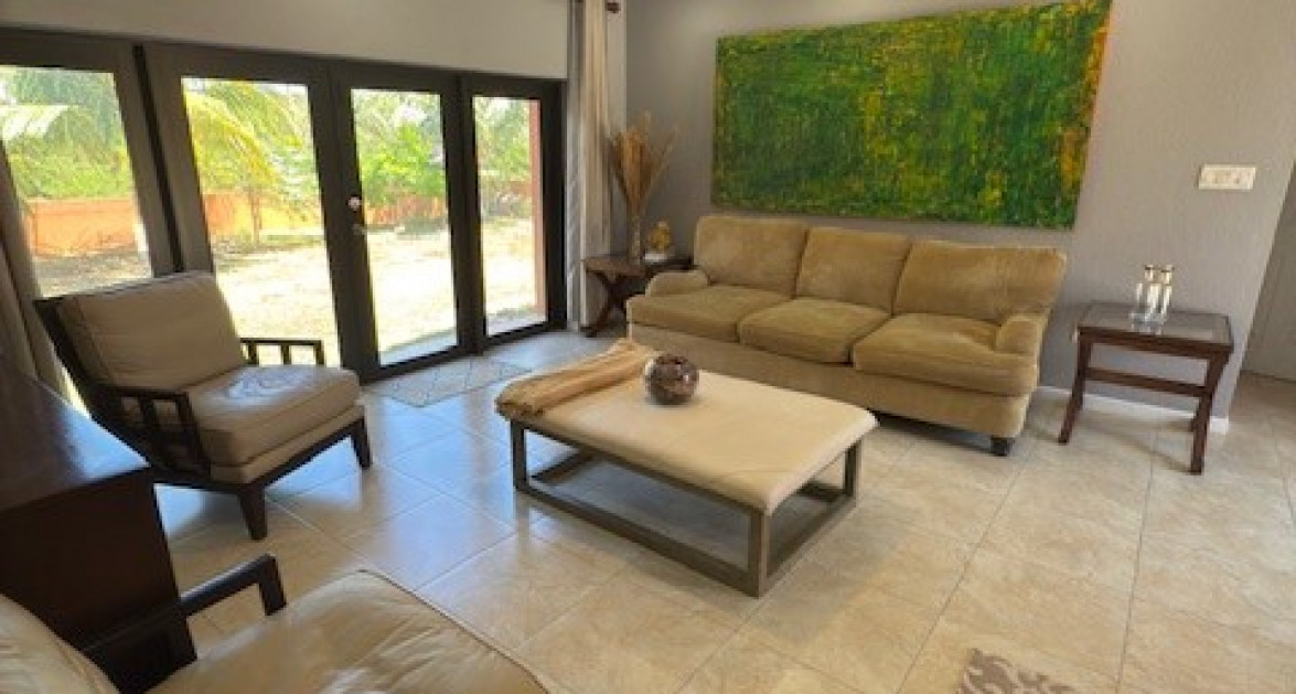 6 Bedroom across from Beautiful Breakers Beach - Image 18