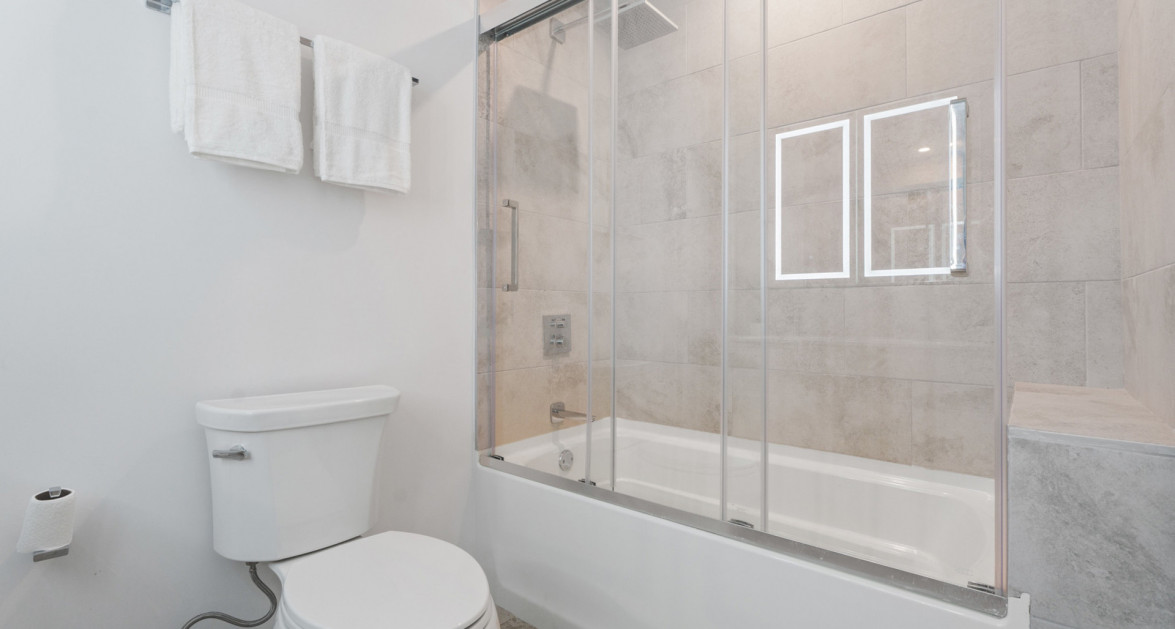 74 Bahia - Modern 4-Bedroom Townhouse in Amenity-Rich South Sound Community - Image 14