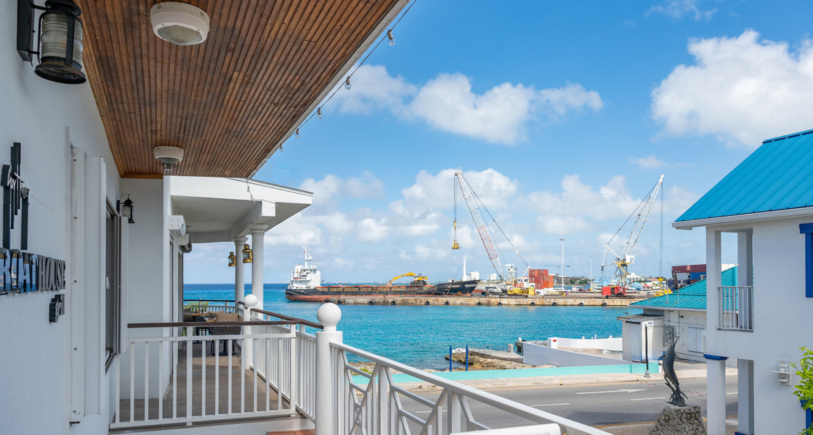 Aqua Mall - George Town Seafront - Image 9