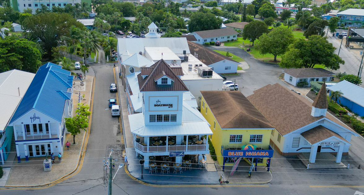 Aqua Mall - George Town Seafront - Image 3