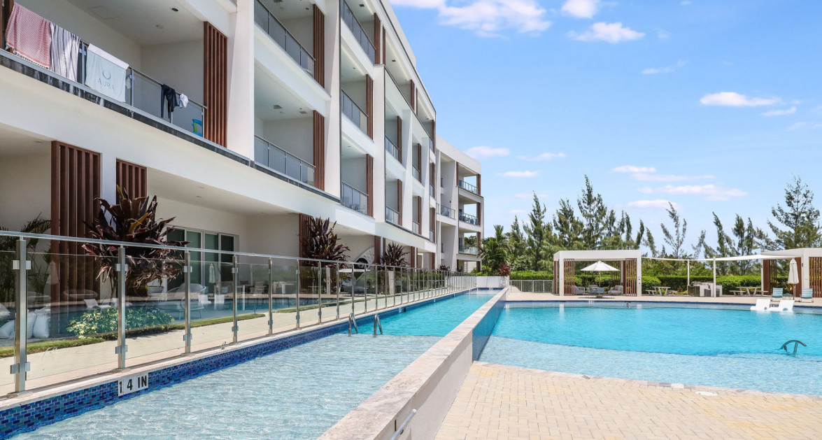 Aura #305 - Image 16