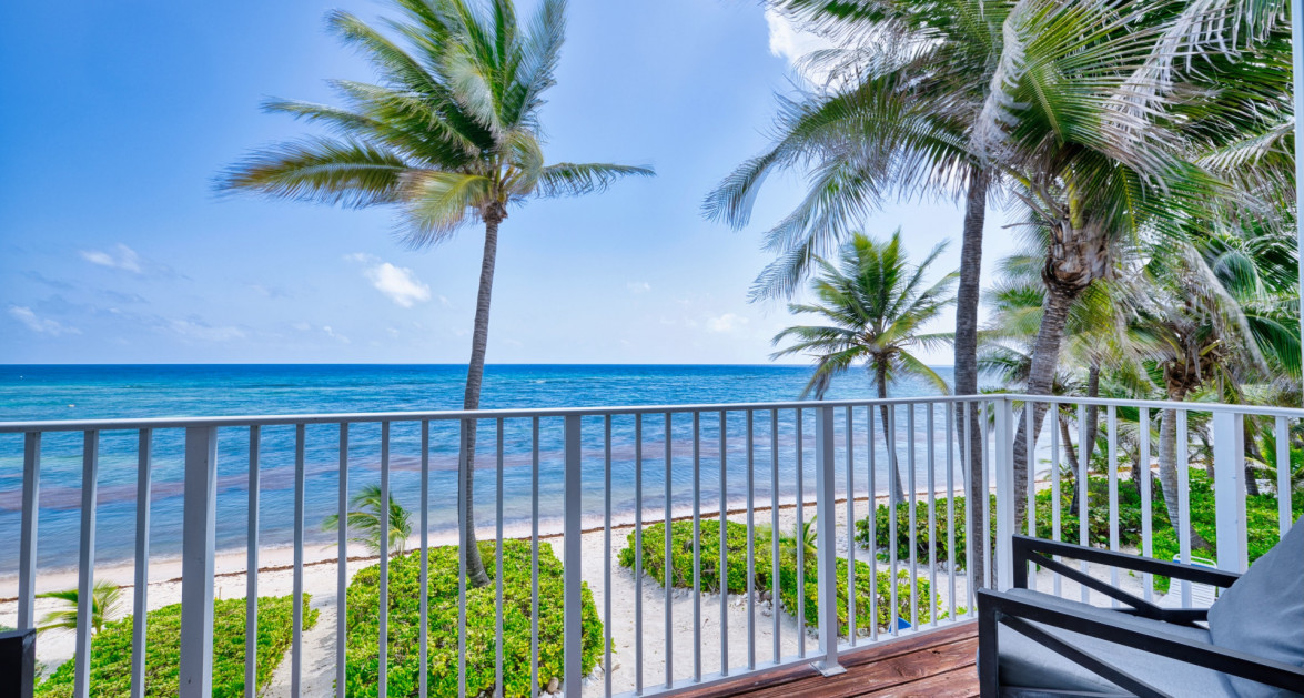 Azure Breeze Beachfront 3-Bedroom Villa - Image 13