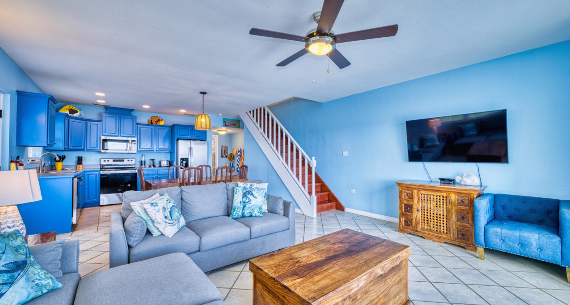 Azure Breeze Beachfront 3-Bedroom Villa - Image 16