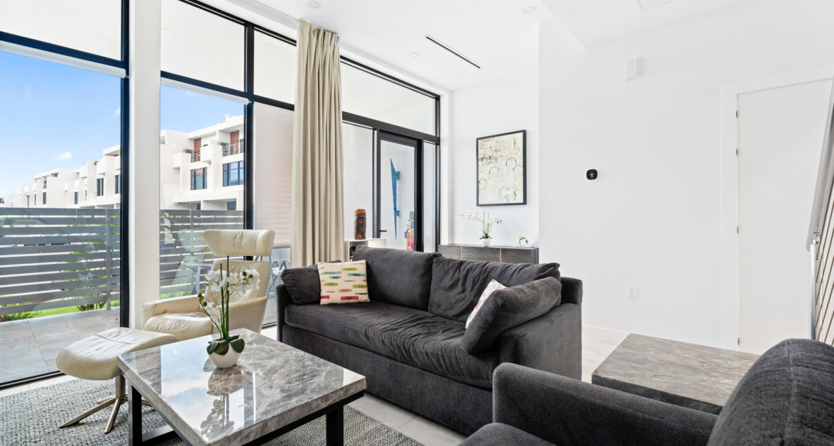 Bahia #6 (South Sound 3 Bed / 3.5 Bath Modern Townhouse) - Image 4