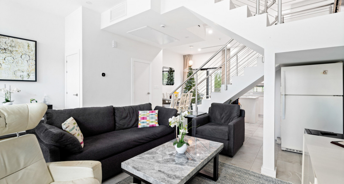 Bahia #6 (South Sound 3 Bed / 3.5 Bath Modern Townhouse) - Image 5