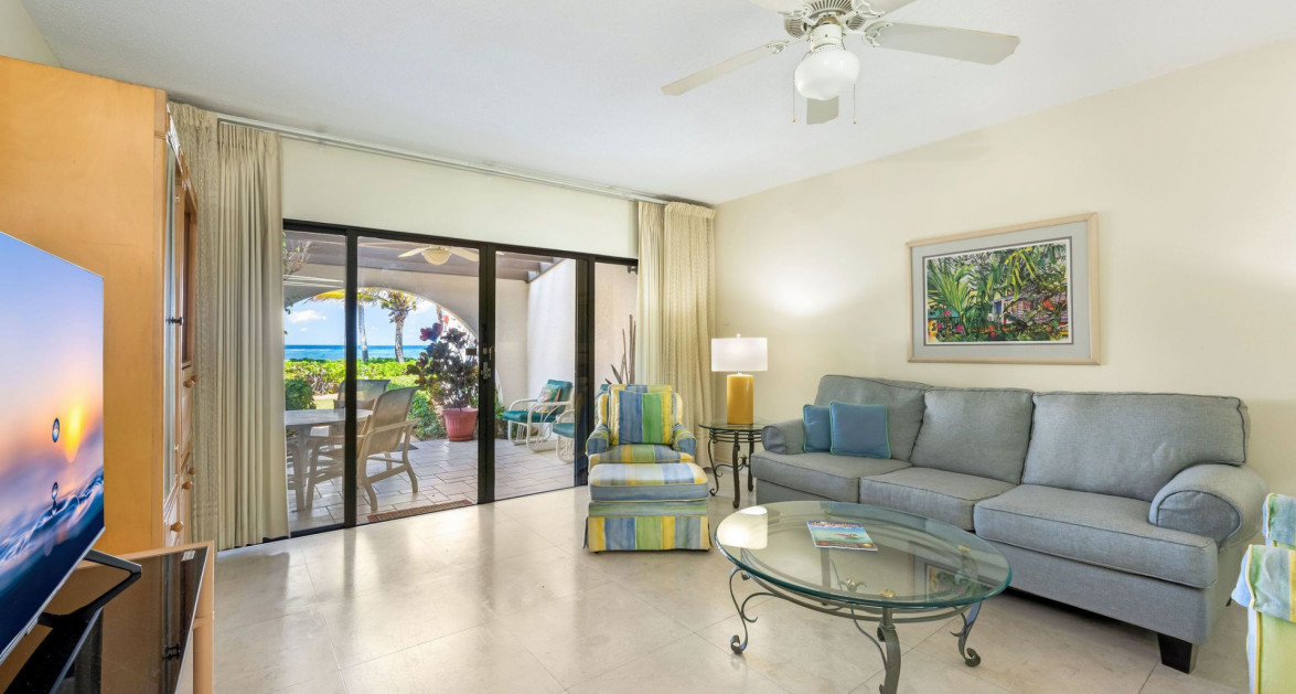 Beachfront #22 Villas Pappagallo - Image 14