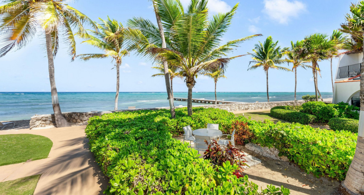 Beachfront #22 Villas Pappagallo - Image 5