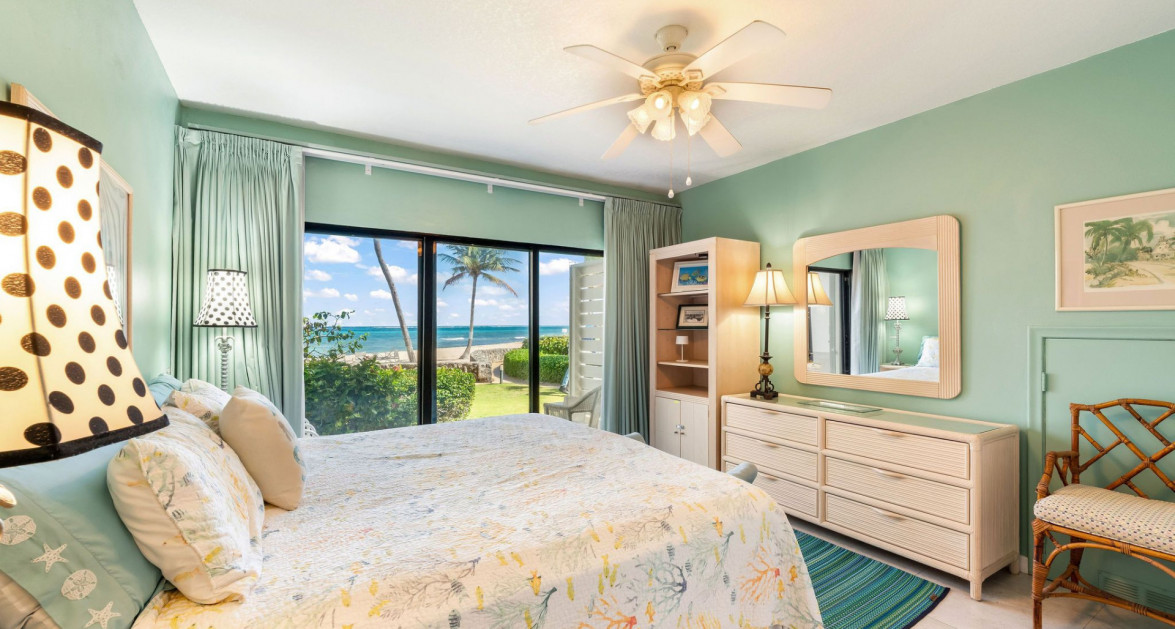 Beachfront #22 Villas Pappagallo - Image 3