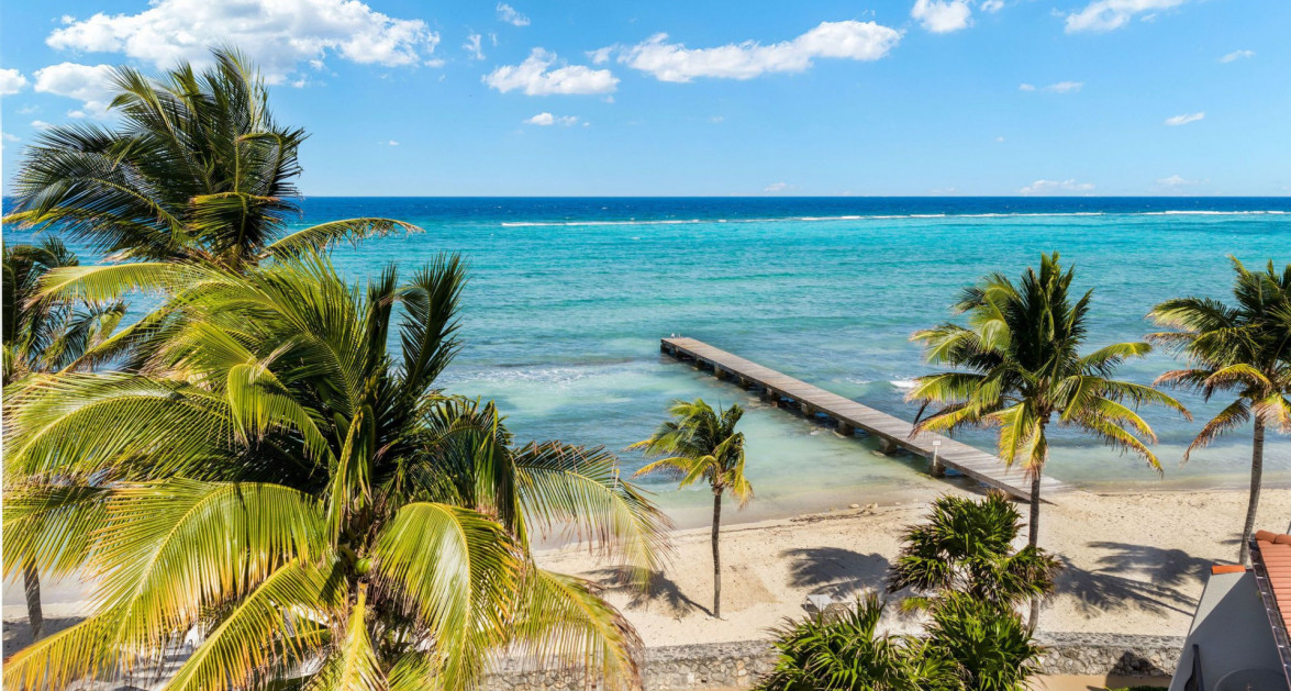 Beachfront #22 Villas Pappagallo - Image 9