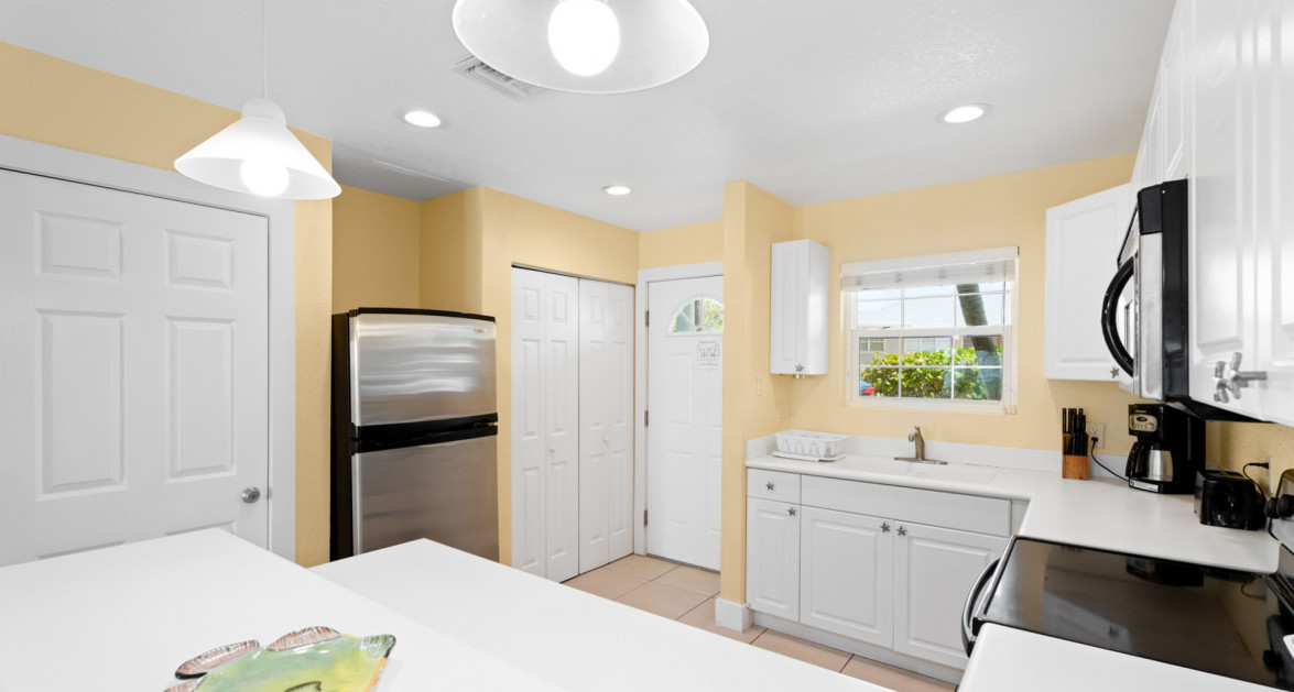 BEACHFRONT COMPASS POINT #111 (GROUND FLOOR 2 BED, 2 BATH) - Image 3