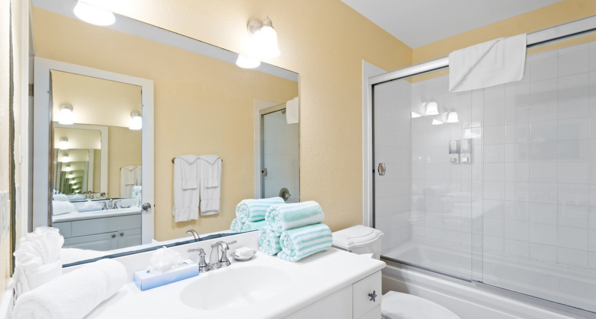 BEACHFRONT COMPASS POINT #111 (GROUND FLOOR 2 BED, 2 BATH) - Image 8