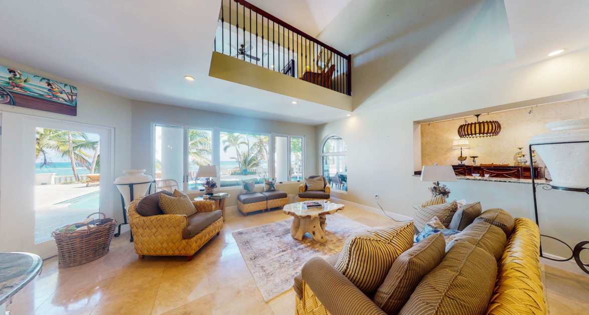 Beachfront Home - Prospect Point - Image 8