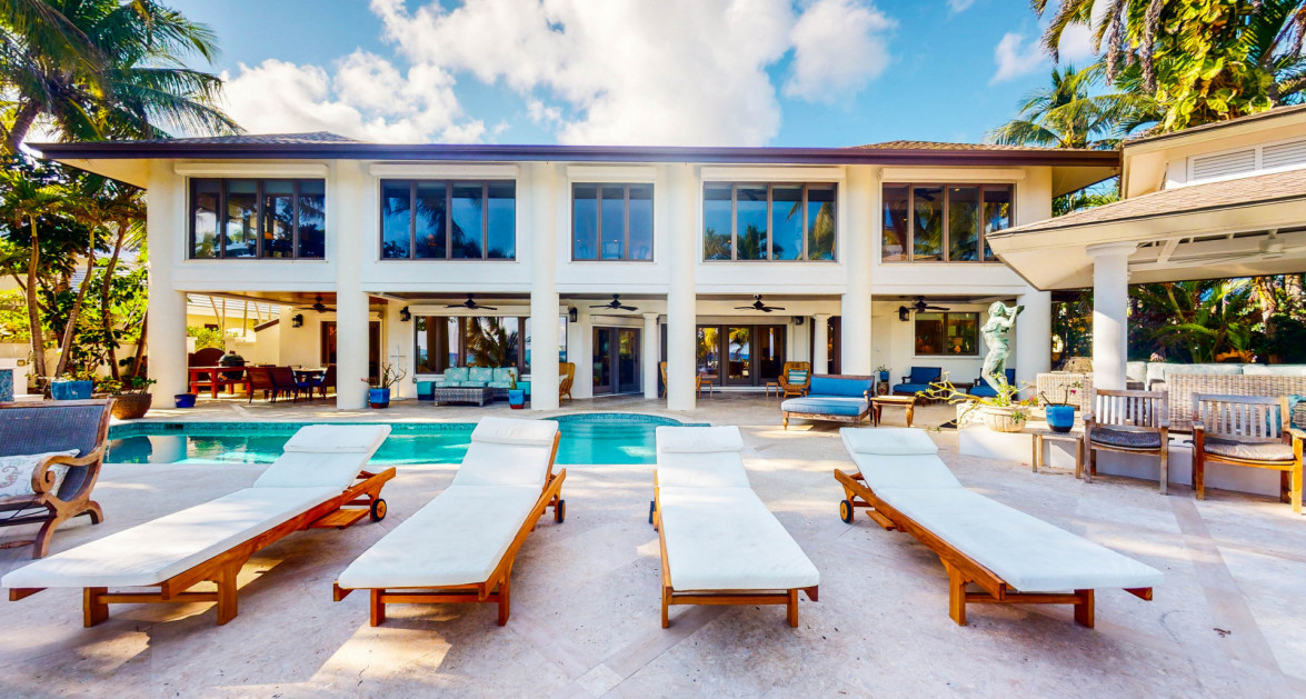 Beachfront Home - Prospect Point - Image 2